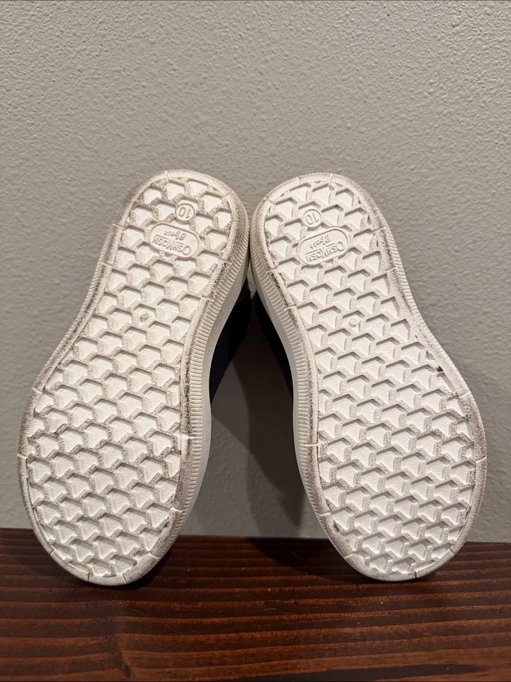 OshKosh B'gosh Navy and Brown High-Top Sneakers Size: 10C